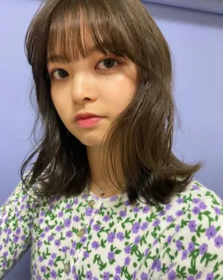 セミロング カラー RISAKO レイヤーカット🎀のヘアスタイル