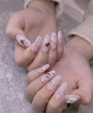 ネイル VIVIAN リサのネイルデザイン