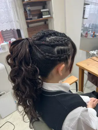 ロング ヘアアレンジ 山室 敬義のヘアスタイル