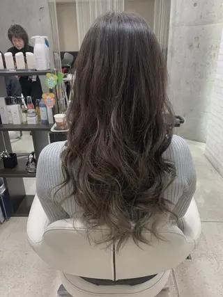 ロング 髪質改善×レイヤー 高嶋のヘアスタイル