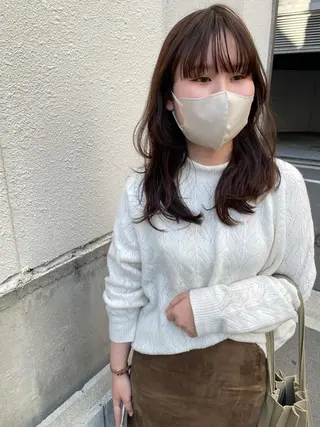 セミロング さの あやねのヘアスタイル