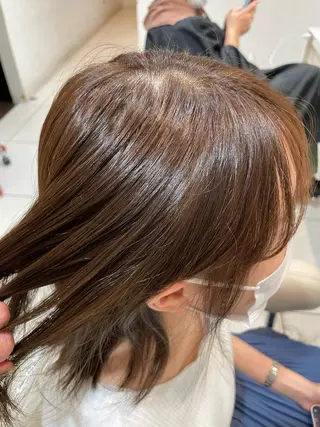 セミロング カラー ユ カの眉毛・アイブロウイメージ