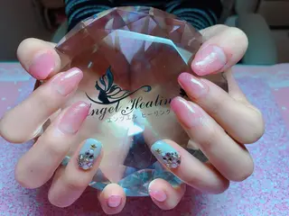 ネイル エンジェル ヒーリング 矢場町店のネイルデザイン