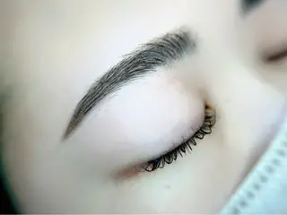 アイブロウ eye studio Ateのマツエク・マツパデザイン