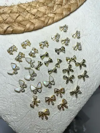 ネイル M🌷nail 長さだし専門店のネイルデザイン