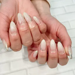 ネイル 藍野 裕子のネイルデザイン