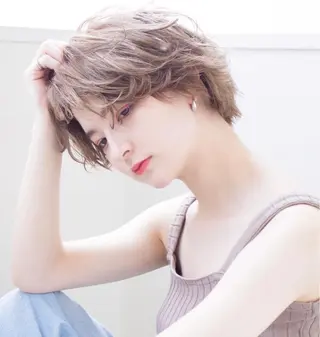 ショート 美髪矯正・レイヤー 倉友哉のヘアスタイル
