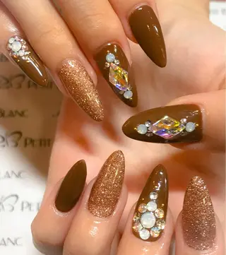 ネイル PetitBlanc KAZUKIのネイルデザイン