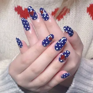 ネイル Atelier Violetteのネイルデザイン