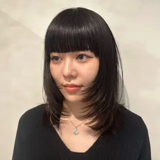 セミロング Yuki☺︎パーマ レイヤーカットのヘアスタイル
