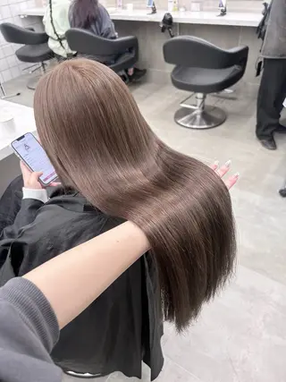 セミロング カラー 透明感ベージュ🤎 ナチュラルレイヤーのヘアスタイル