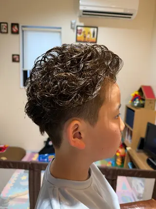 パーマ メンズ キッズ 北岡 大輝のヘアスタイル