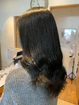 ロング 庄司 沙羅のヘアスタイル