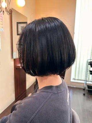 ショート 松田 佳純のヘアスタイル