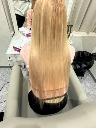 ロング 🩵たくみハイトーン カラー.エクステ🩵のヘアスタイル
