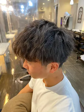 ミディアム メンズ 範馬 勇次郎のヘアスタイル