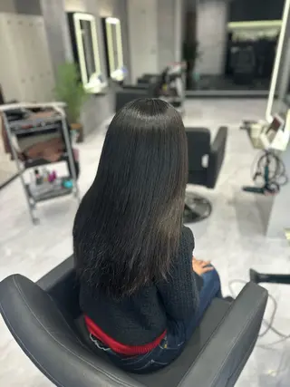 セミロング パーマ 中村 さきのヘアスタイル