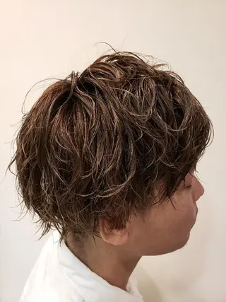 メンズ ミディアム パーマ カラー 特殊パーマ 片山恭兵のヘアスタイル