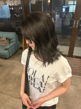 カラー AGREE Momokaのヘアスタイル