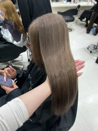 ロング カラー ヘアアレンジ 韓国レイヤー＆ピンク 艶髪🩶maikoのヘアスタイル