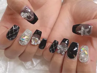 ネイル VIVIAN リサのネイルデザイン