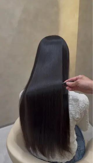 ロング カラー 美髪矯正 吉岡柊斗のヘアスタイル