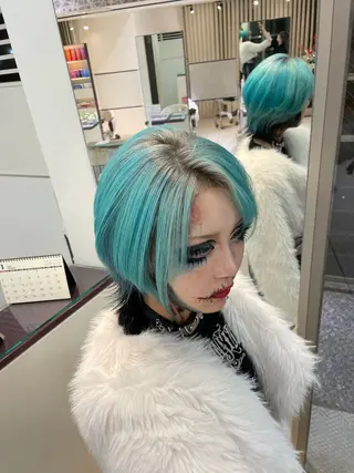 ミディアム カラー まるやま ひなこ/艶髪カラーのヘアスタイル