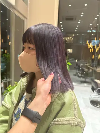 ミディアム カラー ミオ💎ショート 透ける暗髪のヘアスタイル