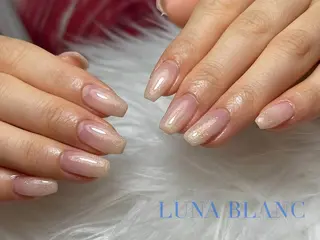 セミロング nail LUNA BLANCのネイルデザイン