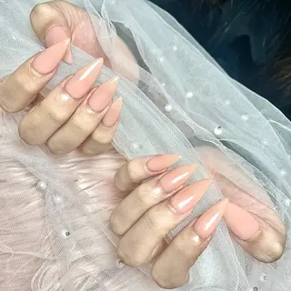 ネイル Jr.ネイリスト🤍 【Alissa】新栄のネイルデザイン