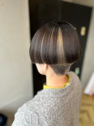 ショート カラー ☆松尾 賀陽子☆のヘアスタイル