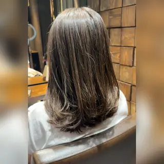 ロング 齊藤政太 顔周り カット 透明感カラーのヘアスタイル