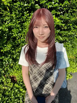 ロング 安藤 ひなたのヘアスタイル