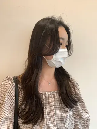 セミロング 鈴木 まりやのヘアスタイル