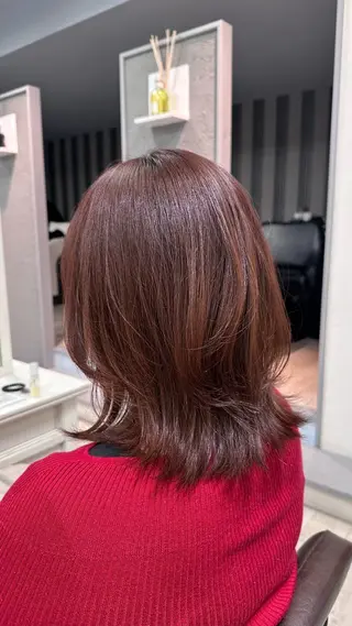 ミディアム 村上 佳織のヘアスタイル