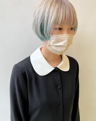 ショート カラー ハイトーン/ショート 村上淳乃🐥のヘアスタイル