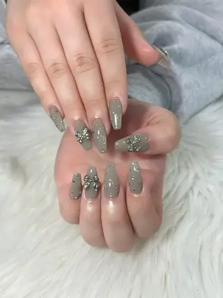 ネイル Sayaka❤️ REBEST京橋のネイルデザイン