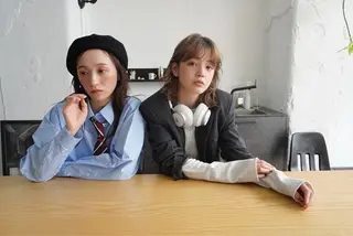 カラー オガワ アヤナのヘアスタイル