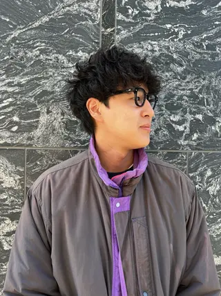 ショート パーマ メンズ 樋野 亮のヘアスタイル