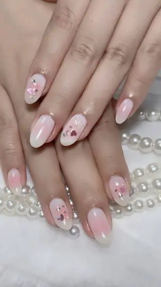 ネイル Crystal Nailのネイルデザイン