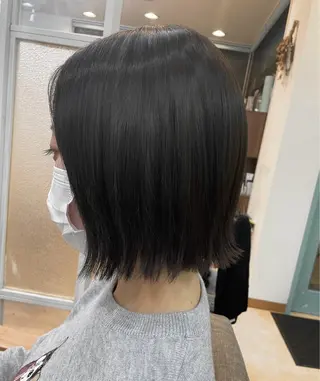 ショート カラー 渋谷 とまとのヘアスタイル