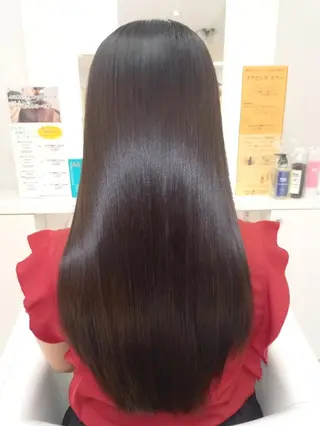 ロング カラー 中野韓国レイヤー× ウルフ  本木之教
のヘアスタイル