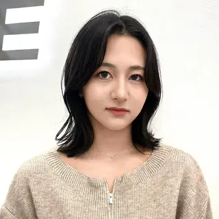 ミディアム 大人っぽ中韓レディ ヘア🤍MAOのヘアスタイル