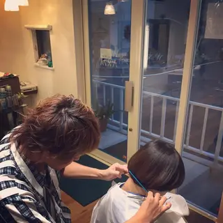 ショート MAKEーUP WARMのヘアスタイル