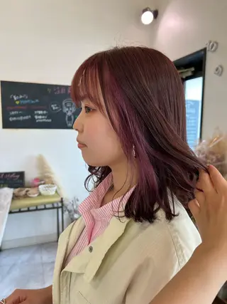 ミディアム 奥田 葵のヘアスタイル