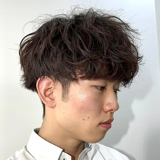 ショート パーマ メンズ 黒須 蓮太のヘアスタイル