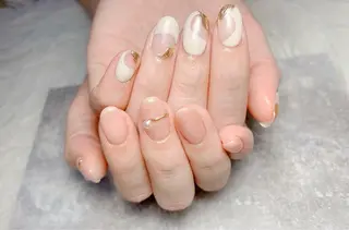 ネイル MiKi Nai池袋 長さだし得意のネイルデザイン
