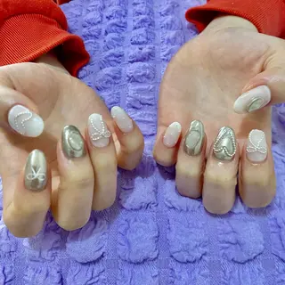 ネイル VIBLISS福岡 tomokoのネイルデザイン