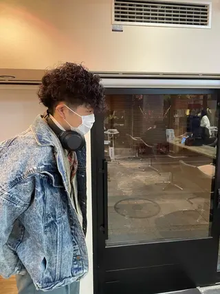 パーマ メンズ イマイ リサのヘアスタイル