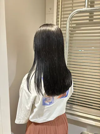 セミロング 伊藤 愛里のヘアスタイル